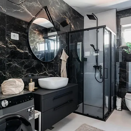 Luxury With Swimming Pool Appartement *